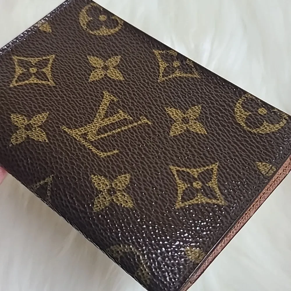 💯Authentic Louis Vuitton Monogram Card Holder🍀